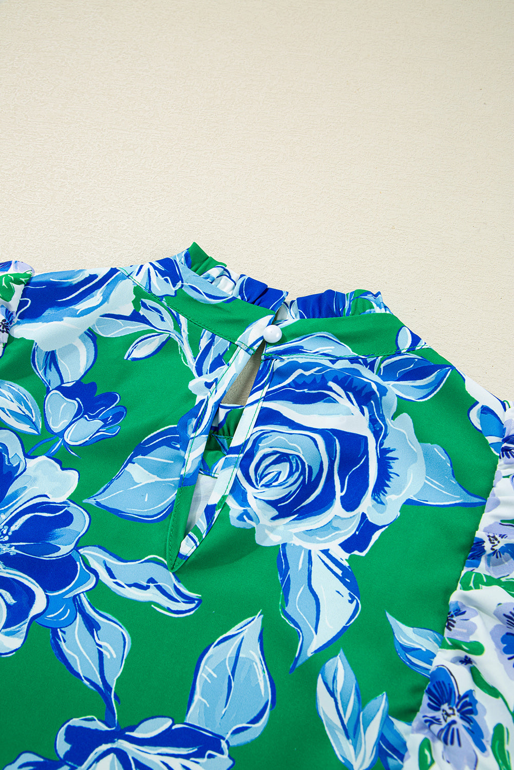 Green Floral Print Lace Trim Ruffle Sleeve Pleated Loose Blouse